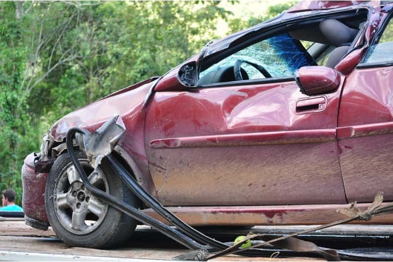 conseguir ayuda financiera tras un accidente de coche